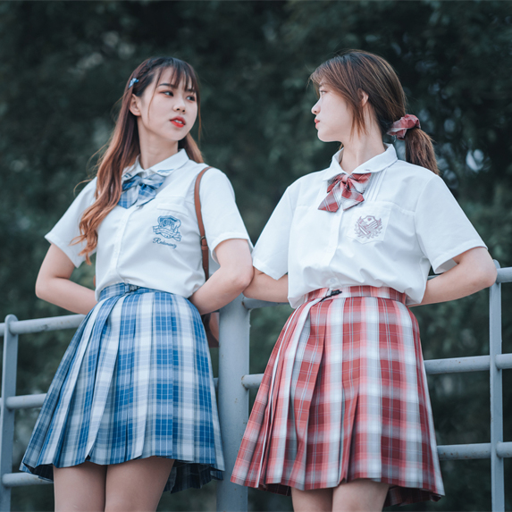 Miss Darling & Miss Yi 外拍（二）